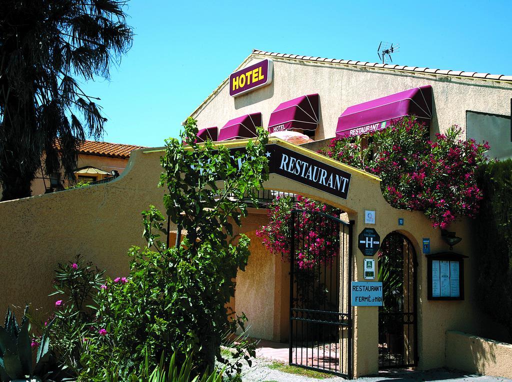 Longo Mai Hotel Arles Bagian luar foto